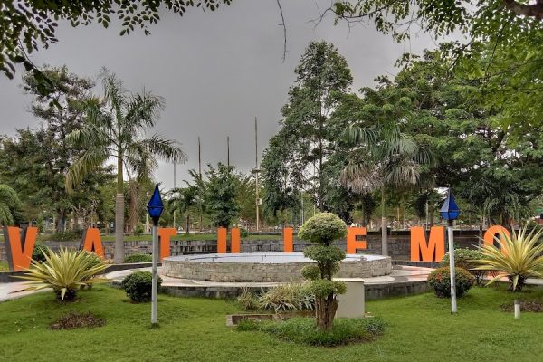 Destinasi Wisata Palu dengan Pemandangan Luar Biasa Taman Vatulemo